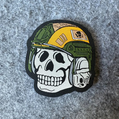 Parche táctico militar con forma de calavera, brazalete, insignia de guerrero, con cierre de velcro para ropa